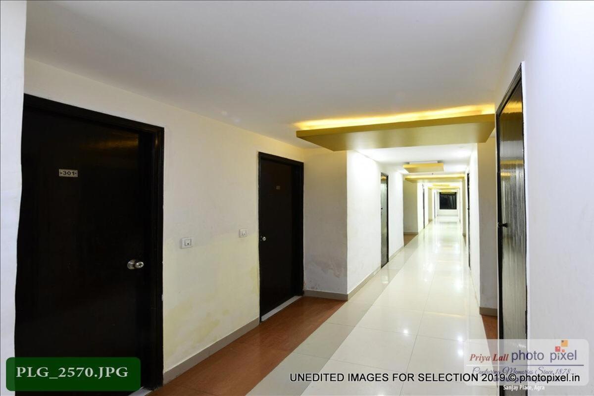Hotel Chanakya Agra  Εξωτερικό φωτογραφία